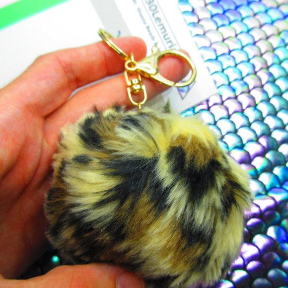 Cheetah Puffball Pom Pom Keychain With Gold Finish Findings - Picture 4 of 4